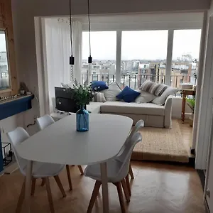Apartment Gezellig Centraal Gelegen Penthouse, Ostende